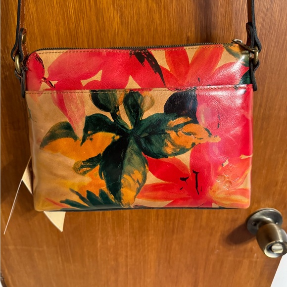 NWT Patricia Nash Avellino Crossbody in Spring Multi Print - Picture 2 of 16